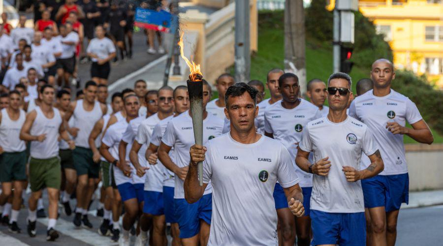 Festa de 491 anos de Vila Velha começa hoje com Transposição do Fogo Simbólico
